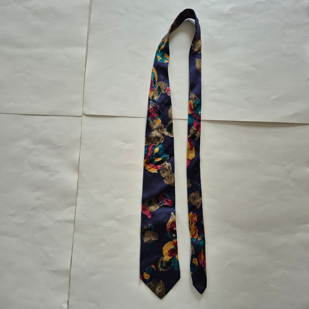 Vintage Banana Republic Safari & Travel Co Silk Tie Abstract Floral Navy Blue